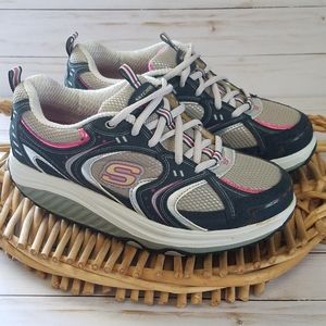 Skechers Shape ups Size 8